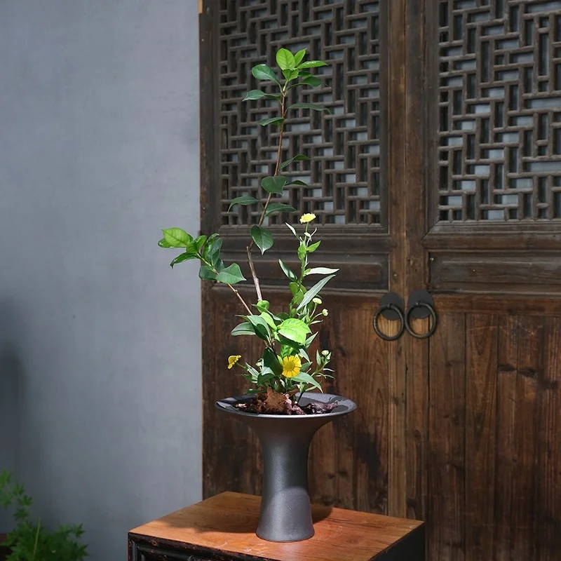 Ohararyu Ikebana ceramic vase  waist tied  frosted black modern Japanese style retro flower arrangement vessel