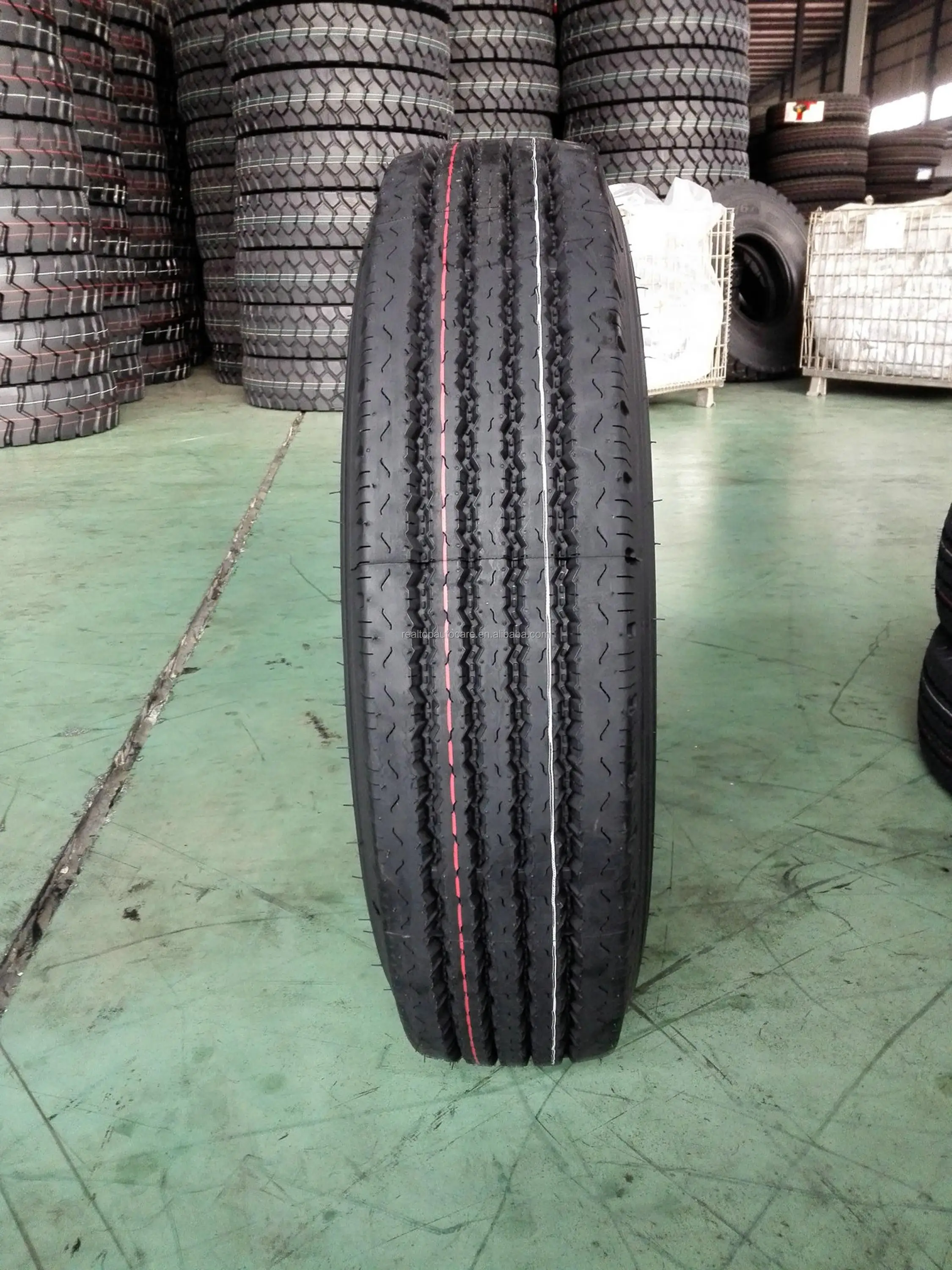 Wholesale 175R13LT Radial Tubeless Distributor Tires New Solid Car and Truck Tyres with Car Rims Accessories