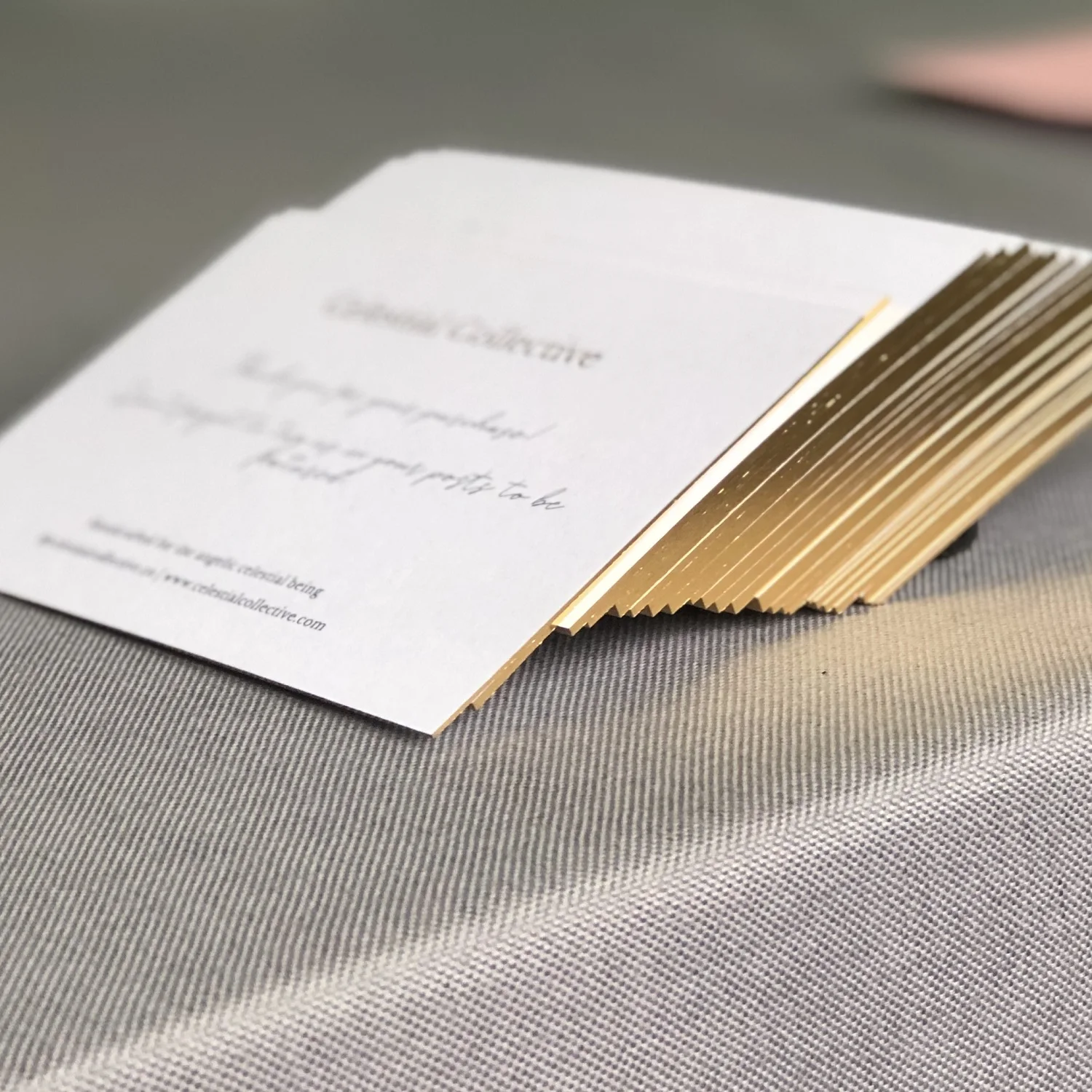 China Manufacturer Customized Business Cards Paper & Paperboard CMYK Color Business Cards Printing