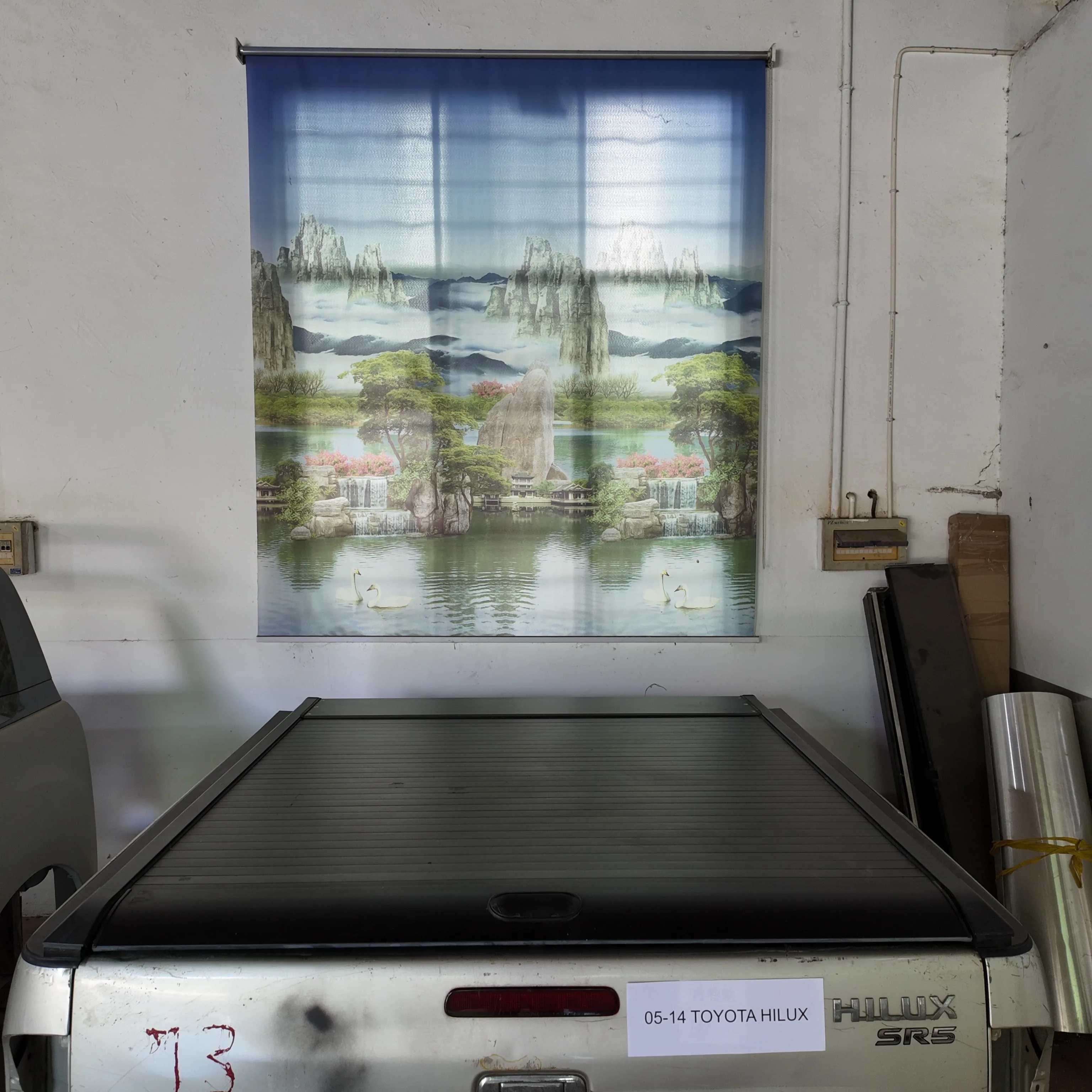 High quality pickup retractable aluminum truck cover for Toyota 2005-2014 Hilux/Vigo Double Cab 1.52m Bed