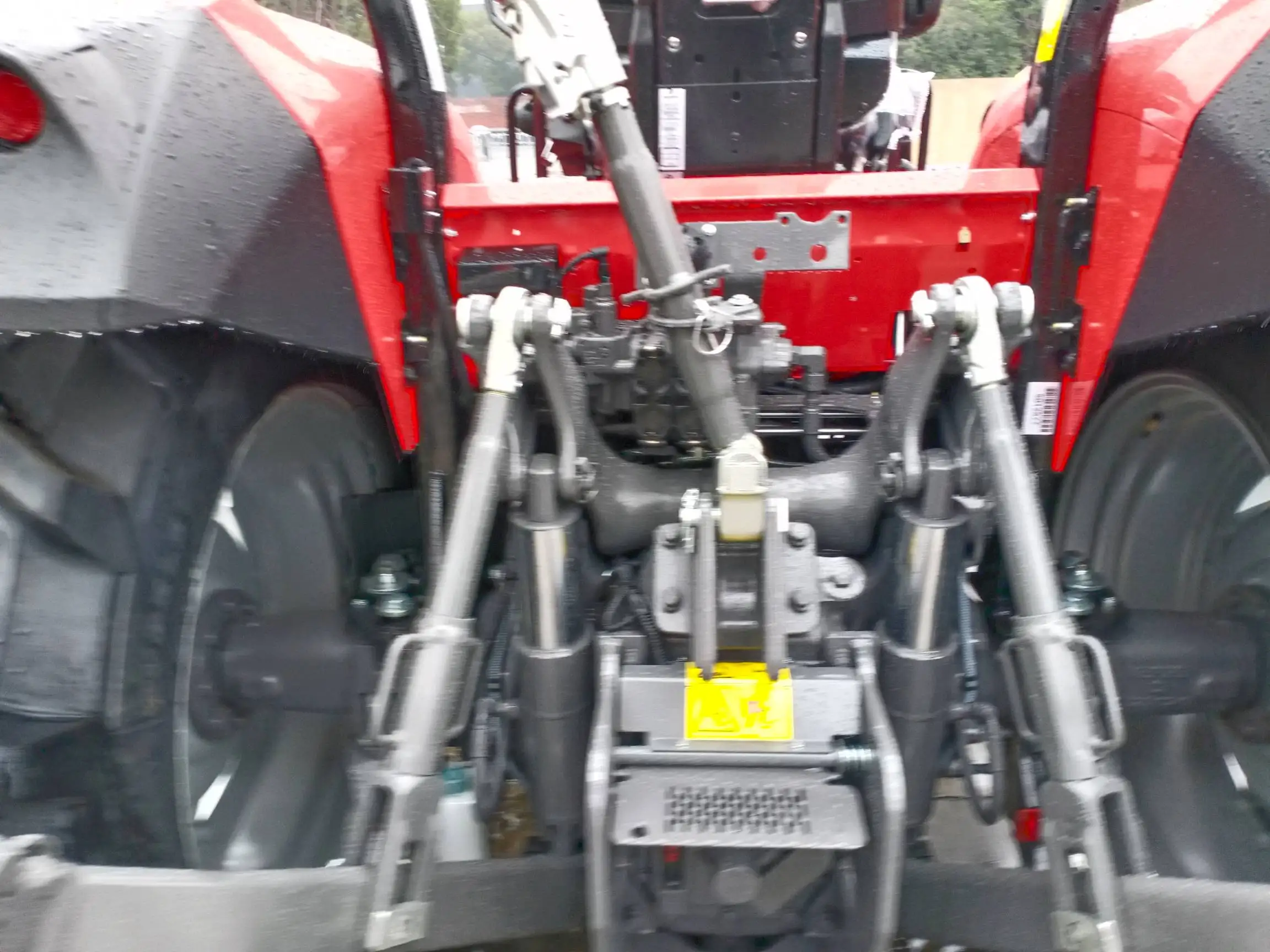 Farm Tractor None Power and Farms Applicable Industries Massey Ferguson Used Cheap Mf 1204