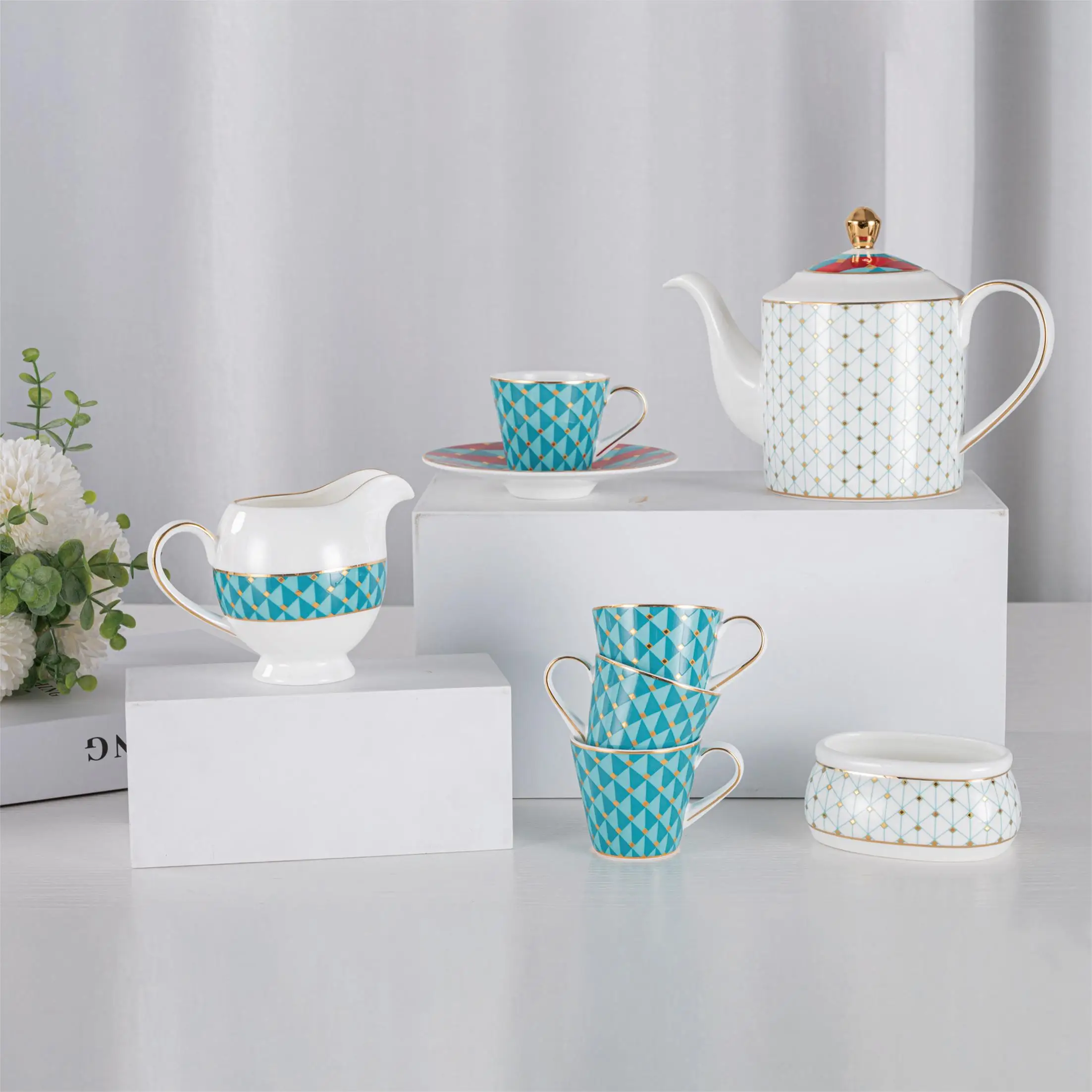 PITO Luxury Modern Ceramic Bone China Afternoon Party Coffee Cups Tea Pot Set  Coffee Tea Set