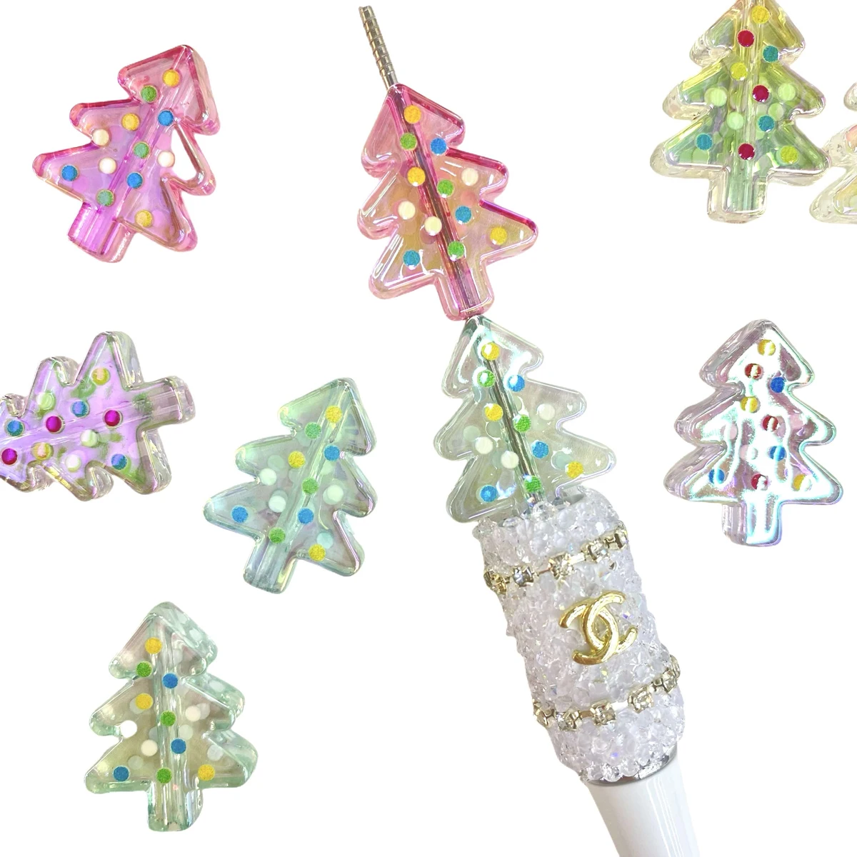 50pcs Happy Christmas cute cartoon Christmas tree acrylic beads for DIY bracelet jewelry pen pendant Handmade material