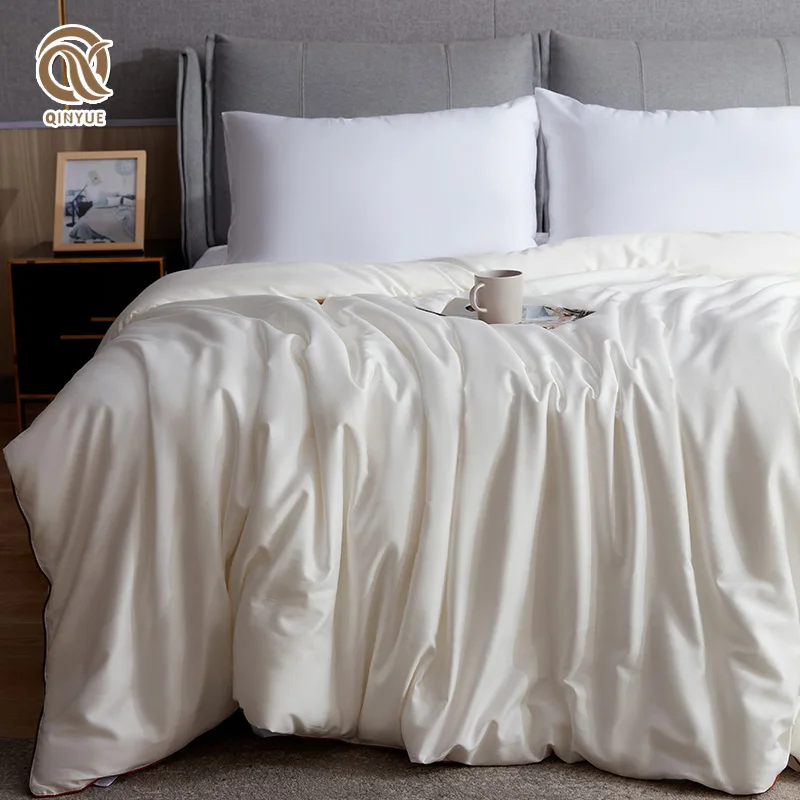 Colling Soft Luxury Solid Color Handmade Summer Duvet King Queen Twin Size Cotton Shell Silk Filled  Duvet Set