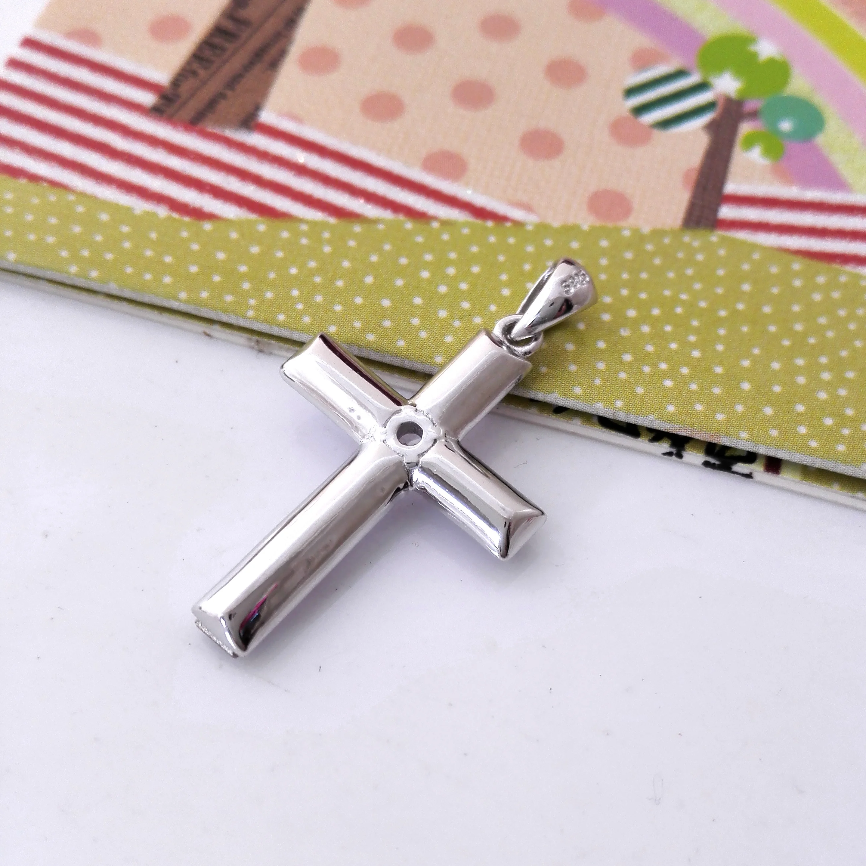 Unique personality classic 925 sterling silver austrian crystal cross pendant friend girlfriends birthday