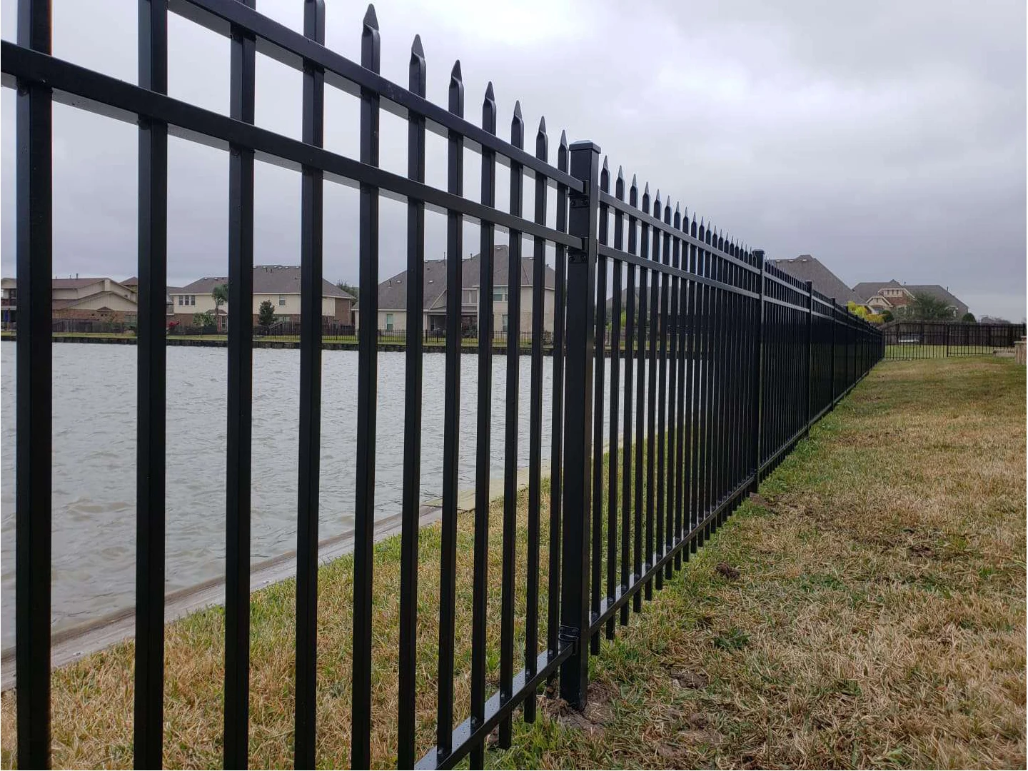 pool fence 3.jpg