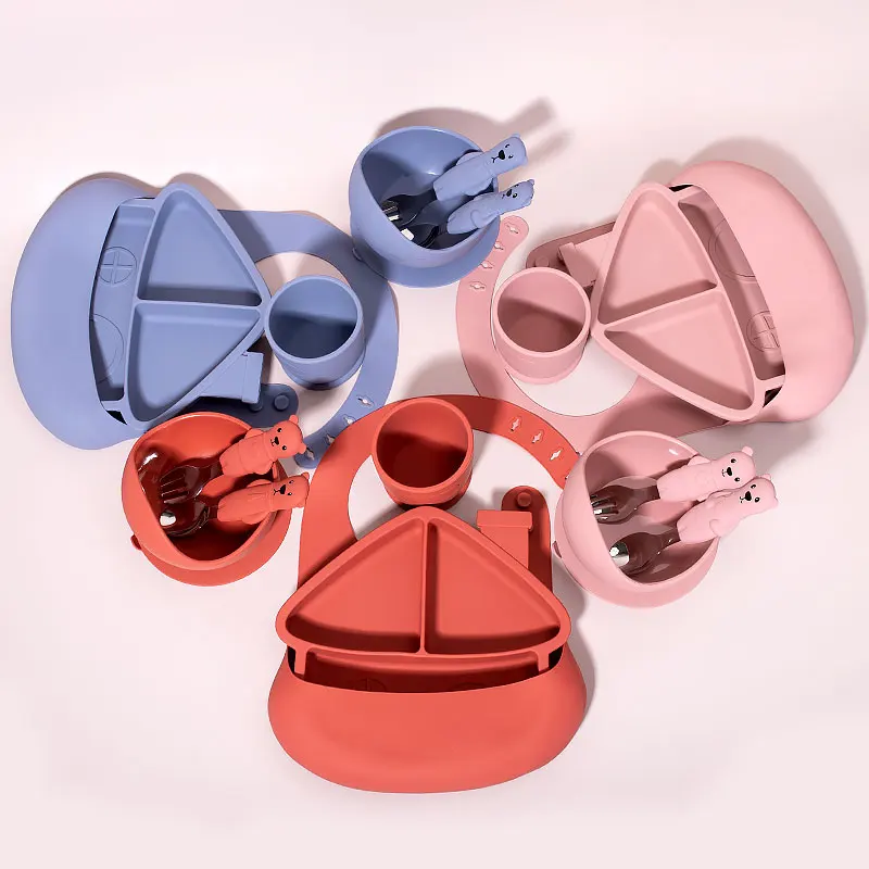 Silicone Feeding Set Bib Baby Silicone Tableware Set Children Bib Bowl Dinner Plate Spoon Fork Water Cup Kids Dinnerware