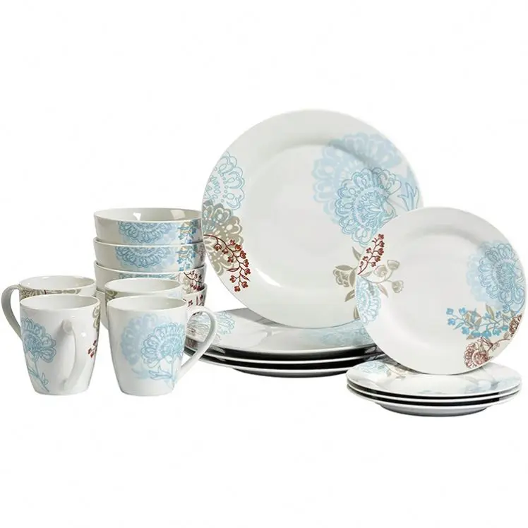 Cute strawberry pattern ceramic tableware set high quality ceramic dinner set of 16 pieces