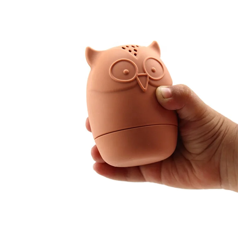 2022 new eco-friendly Bpa free bath squirters owl rabbit animal silicone bath toys for children