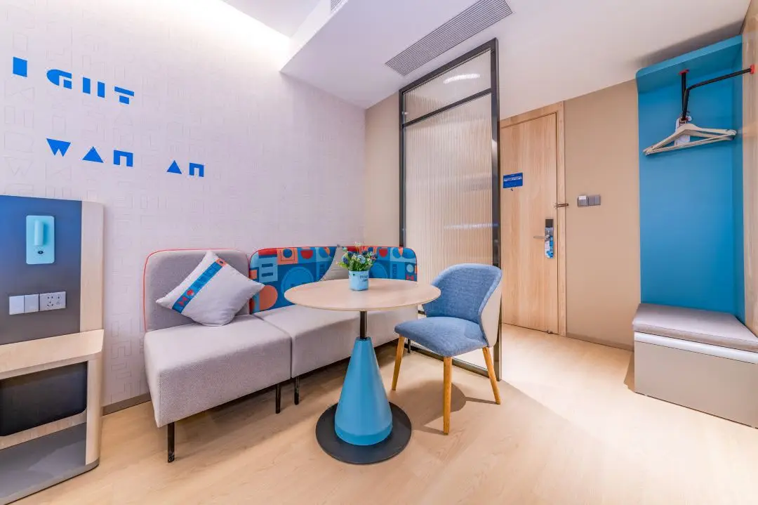 Modern Hotel Bedroom Furniture Wooden & Metal customized Furniture Best Price from factory  Resort  Apartment bedroom furniture