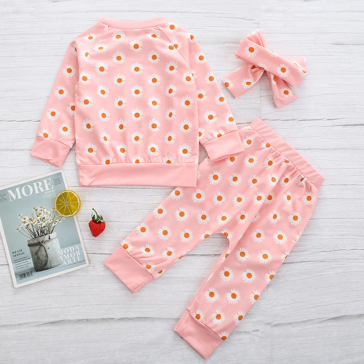 Best seller 4 colors korean style spring and autumn daisy pattern printed newborn baby girl clothes clothing sets