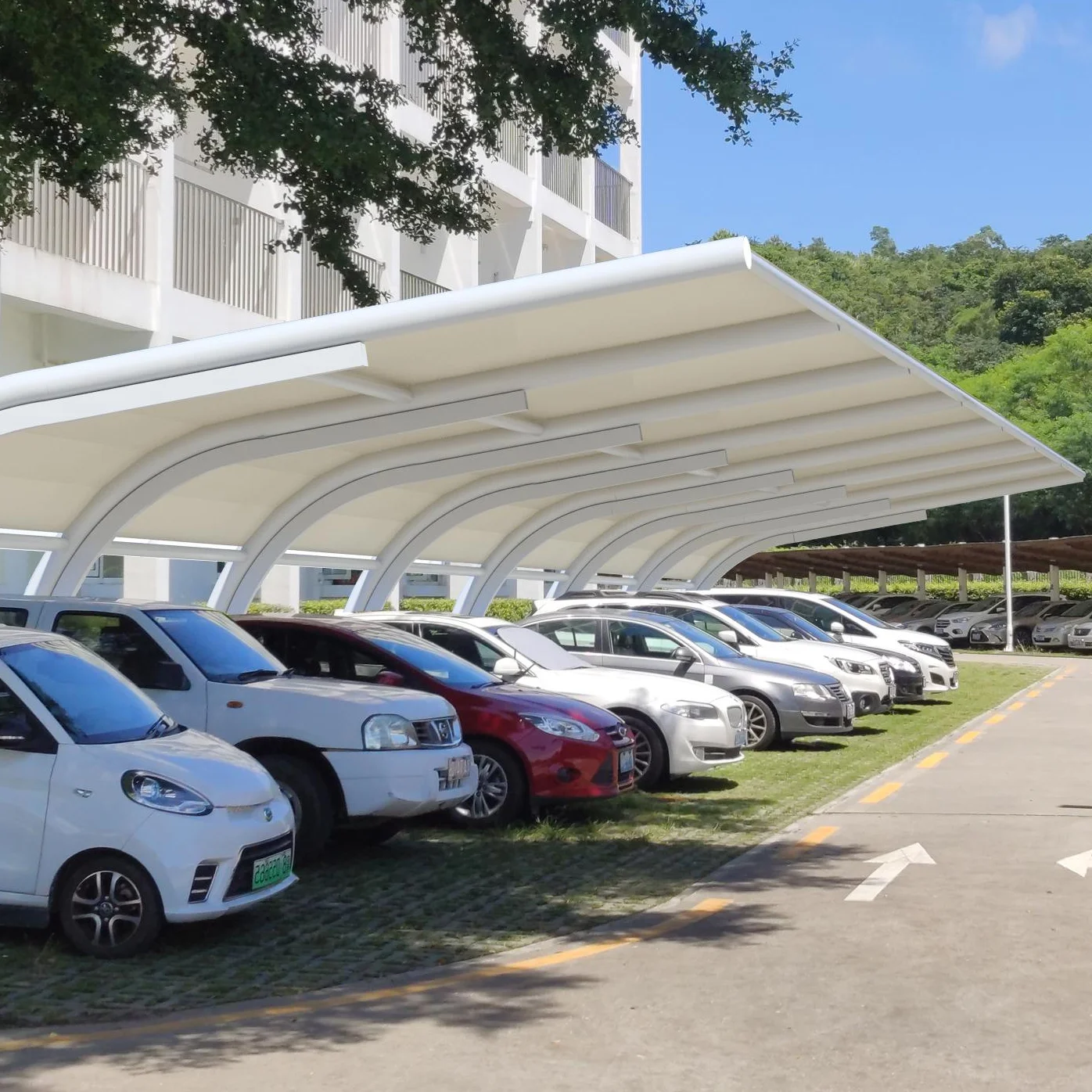 PVDF waterproof and UV resistant stretch building film sunshade cloth