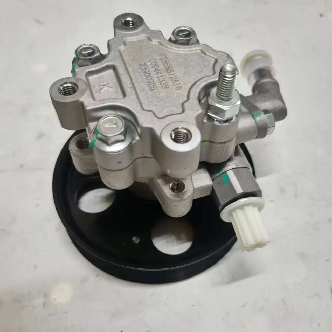 SAIC MAXUS Original T60 6pk power steering pump C00099406 C00441339