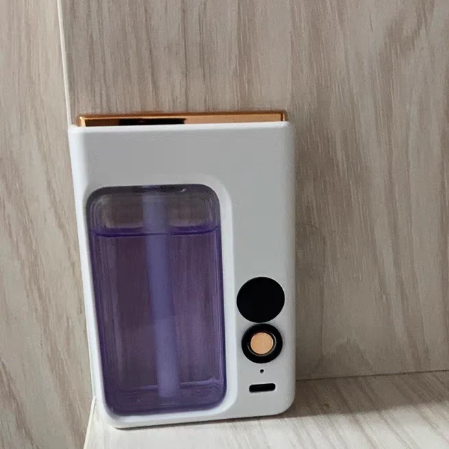 Portable Luxury USB Rechargeable Aroma Diffuser Mini Wireless Essential Oil Diffuser Bottle Machine for Home or Toilet Use