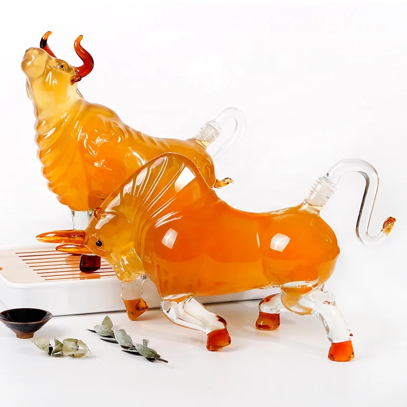 animal bottle handmade glass liquor bottle glass bull shape wine bottle for wine and whiskey decanters