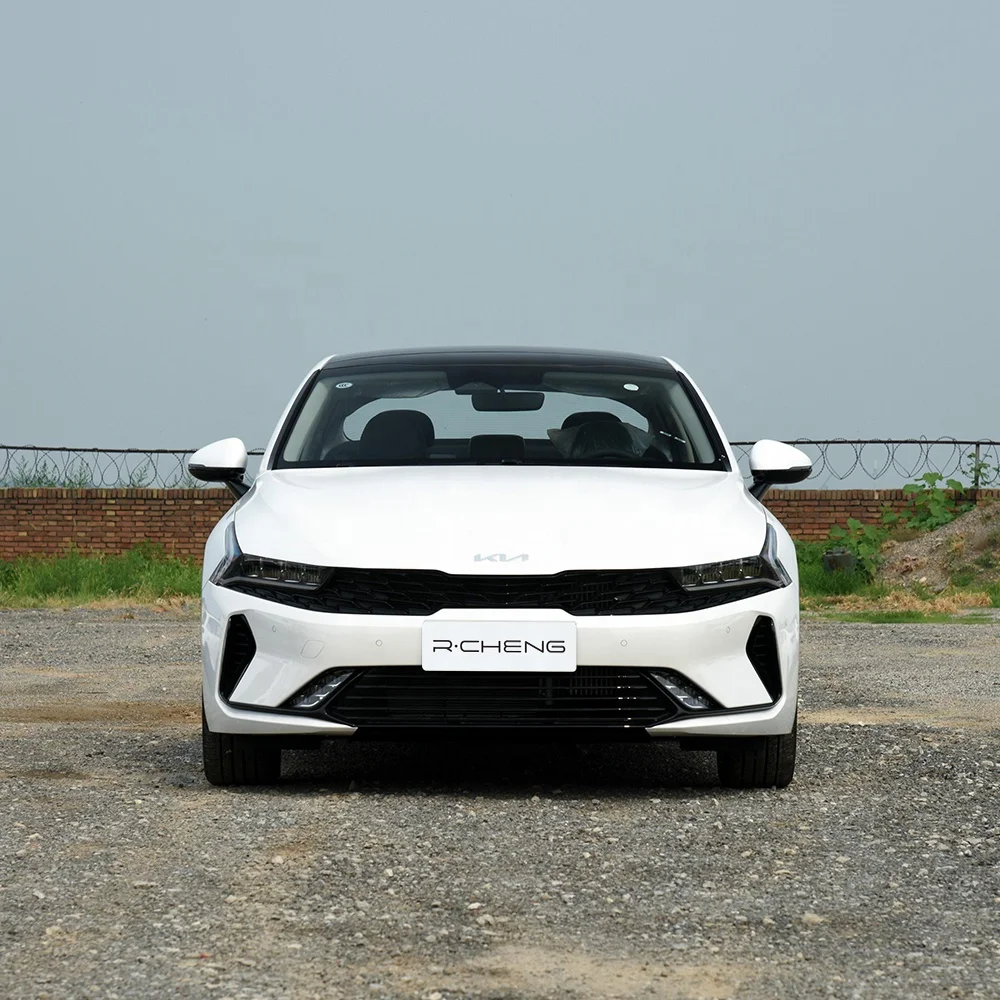 2025 Low Price Kia K5 petrol car 2.0T new kia k5 car price gasoline car Sedan for sale