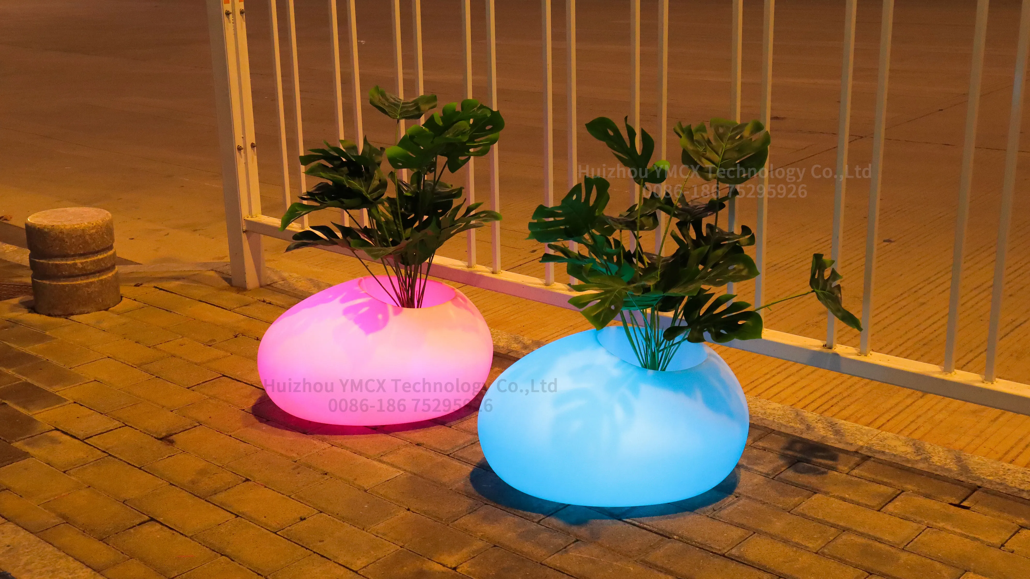 Led Flower Pot Plastic Outdoor Illuminated Planter