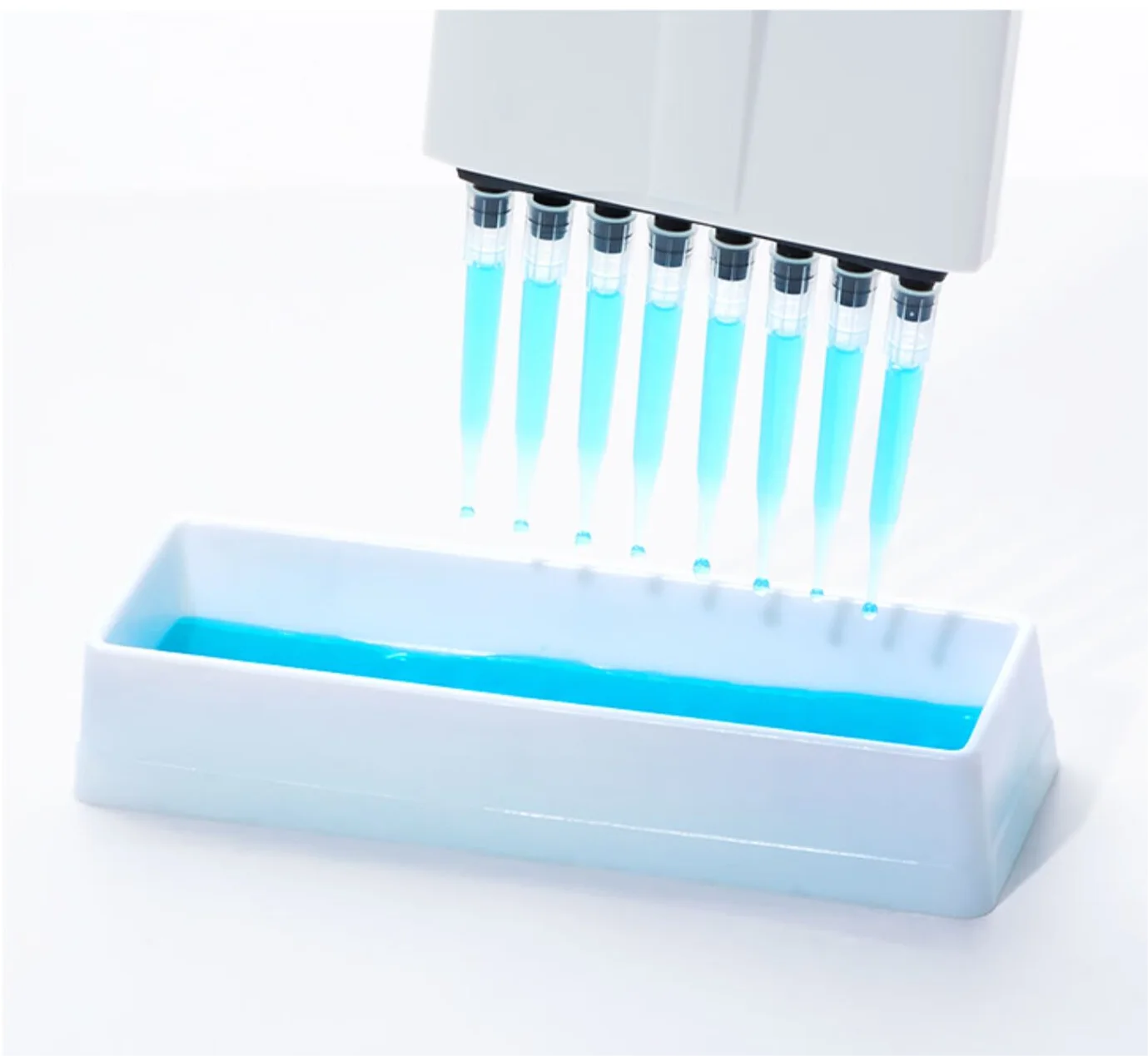 Free Samples Disposable Plastic White Single Channel Sterile Reagent Reservoirs