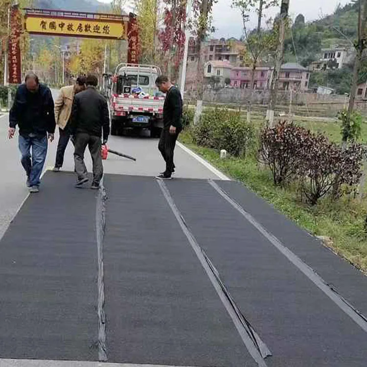 Hot Selling Crack Bitumen Paving Tape Self Adhesive Anti Crack Stickers Asphalt Pavement Seaming Adhesive Tape