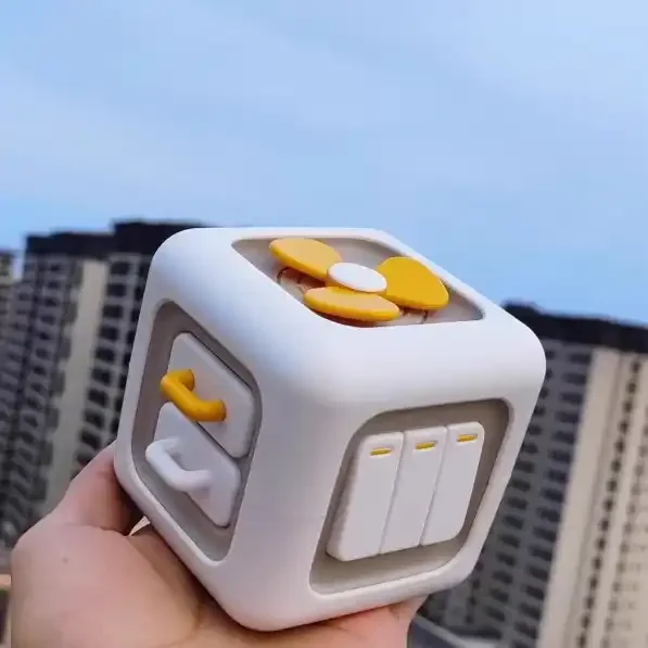 Cartoon Activity Cube Baby Educational Toys Fine Motor Skill Brain Montessori Infant Sensory Toy Baby Busy Board Cube Toy