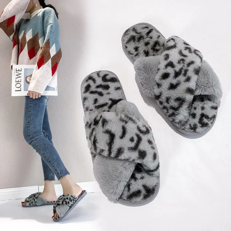 
Colorful Fur hot Sale Winter Warm Women Shoes Leopard Fuzzy Thick Soled Sandals Plush Large Size Fashion Slippers 