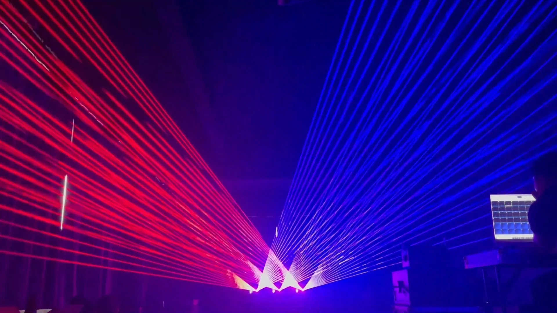 Laser light snow wedding show1W 2W 3W 5W 10W ILDA RGB full color animation lazer light for dj party nightclub disco use