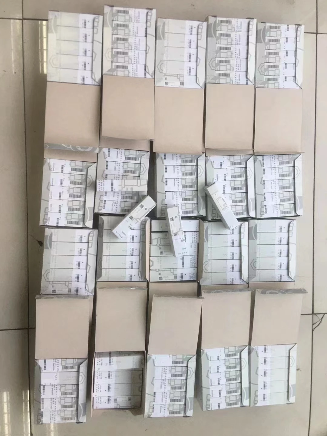 Auto Engine Systems Factory Hot Sell 0001590500 Iridium Spark Plugs  Benz M260 M264 Diesel Fuel Diesel Ignition