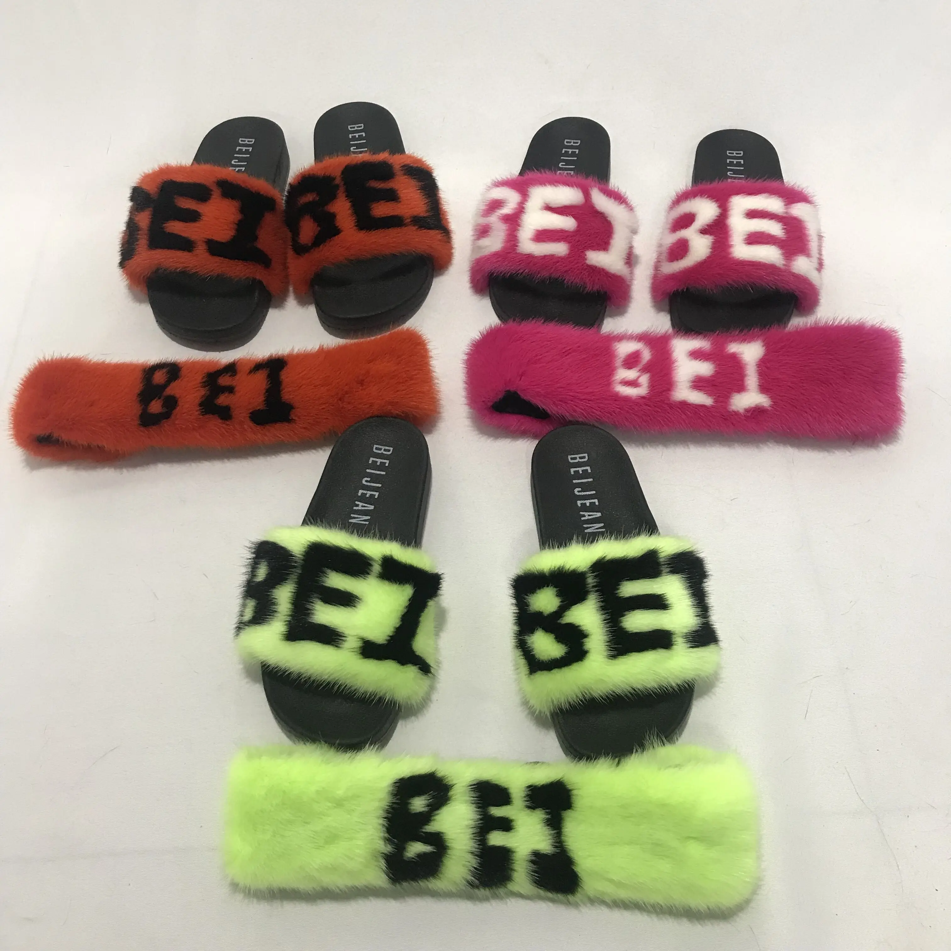 
Wholesale New Custom Logo Fashionable Mink Fur Slippers For Outdoor 