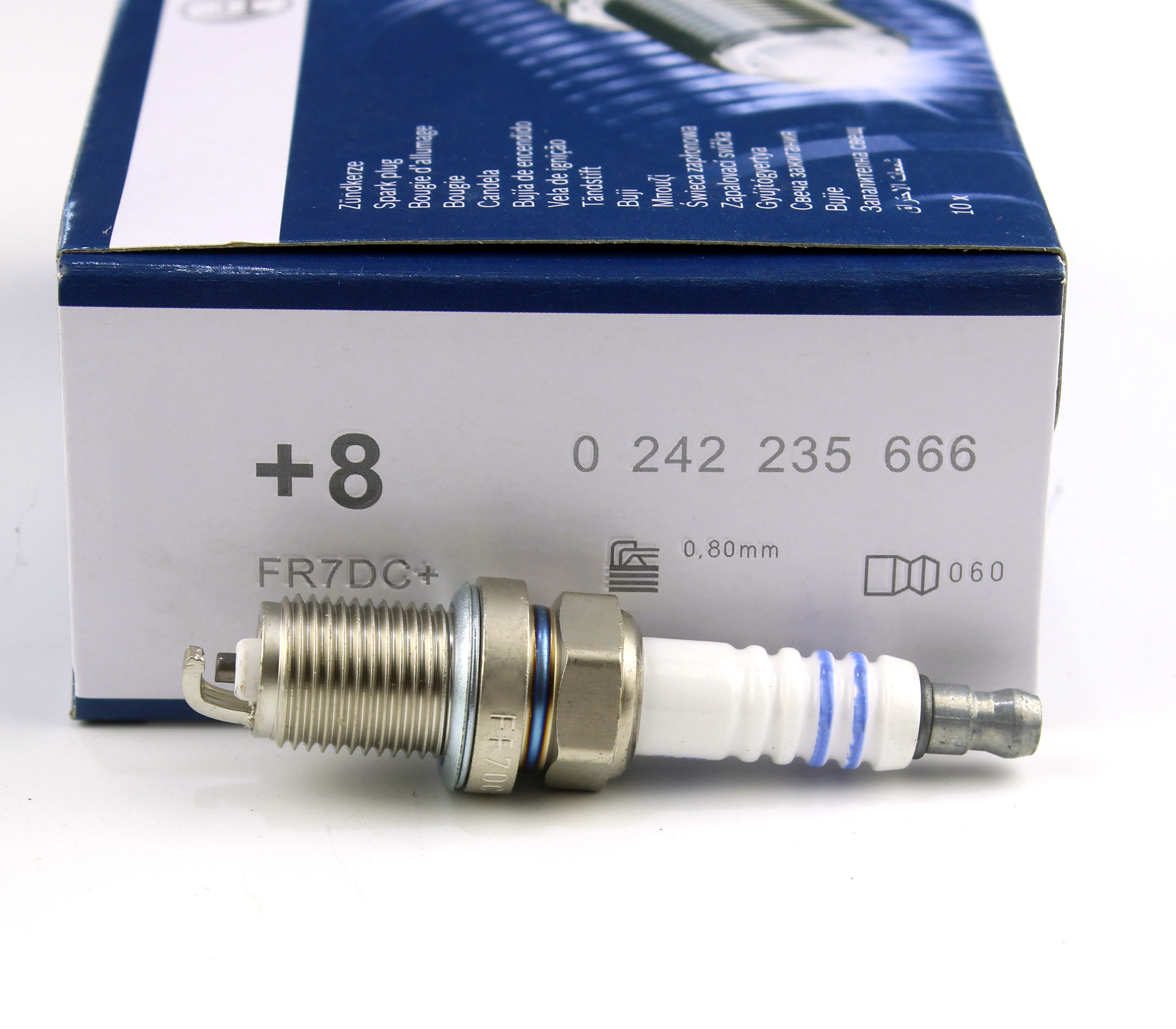 car spark plug sale tester FR7DC+8 High quality ignition system 0242235666 spark plugs big manufacturers