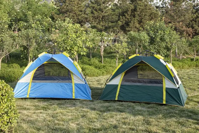 High Quality Sunproof Unique Oxford Cloth 2 Persons Tents Wholesale Camping Beach Activities Hiking Easy Carry Tents