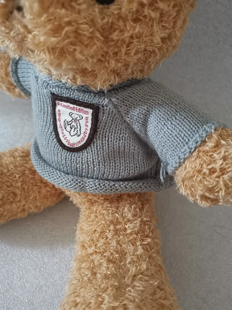 Low order Quantity brown and white kylin velvet teddy bear