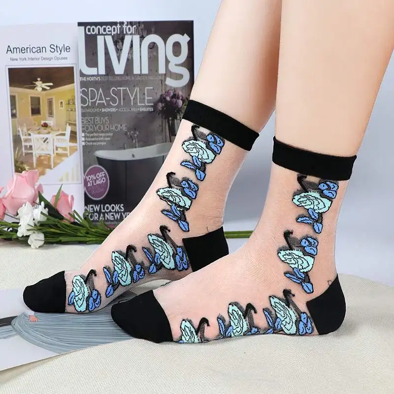 Spring wholesale fashion knitted flowers lace crystal silk socks women