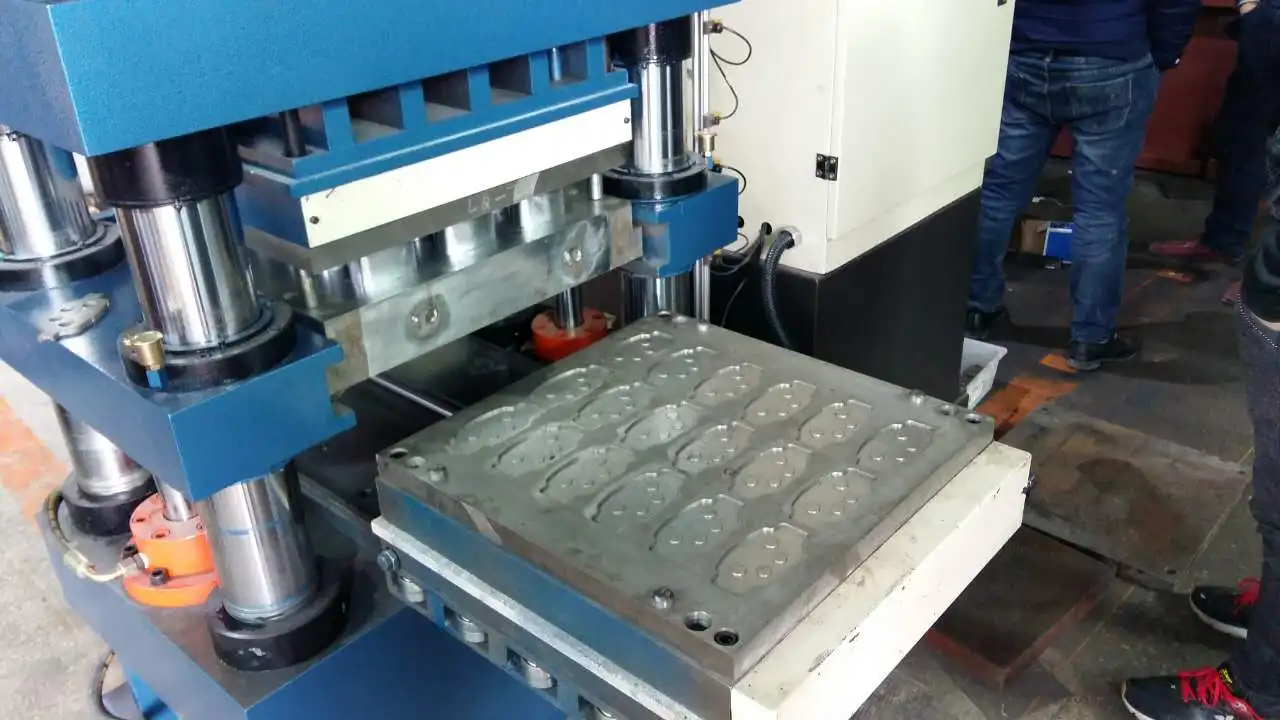 80 Ton Construction Machinery Brake Shoess Linings Equipment