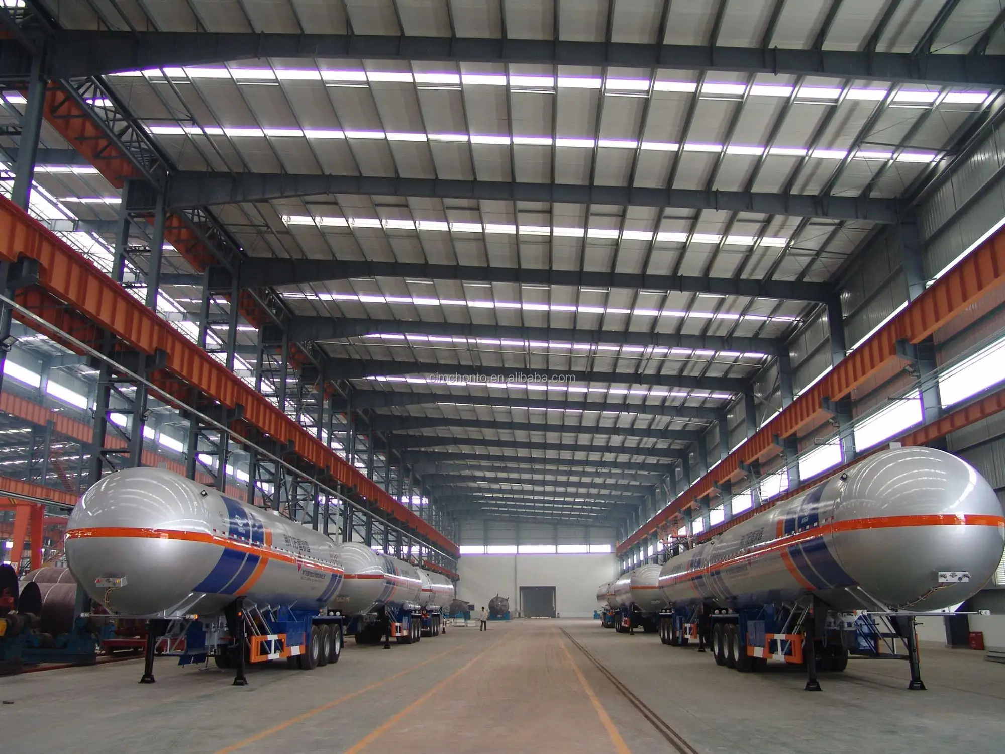 56.1 M3 26 T LPG Tank Semitrailer Triple Axles Transport Truck Road Tanker for Sale to Africa