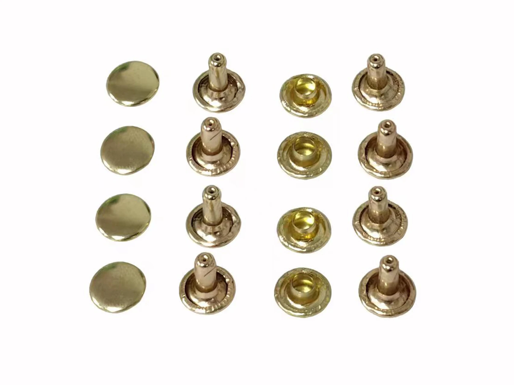 Automatic snap child buckle makeup case jacket fastening machine