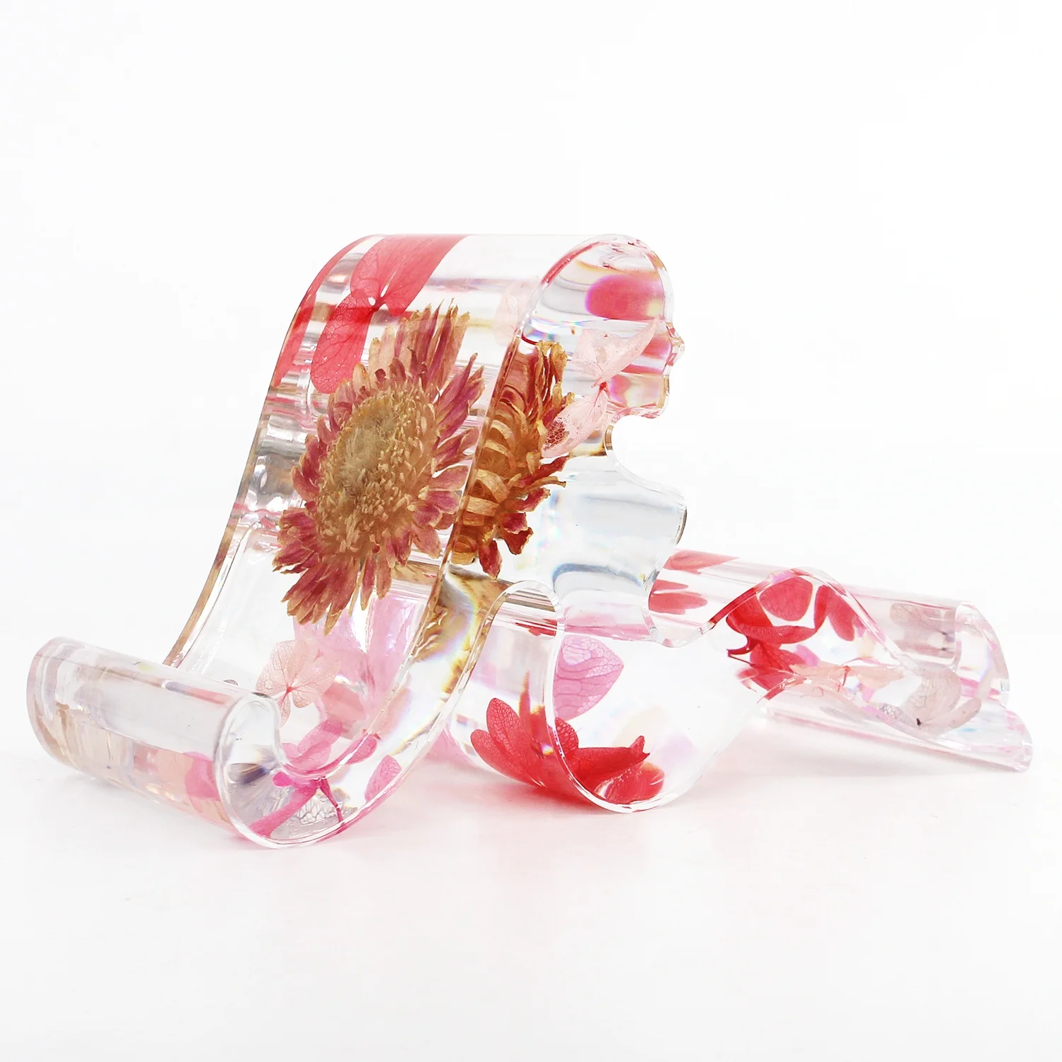 2023 New Product resin phone holder stand mobile cell  phone smartphone model with bugs insect flower resin crafts Novelty