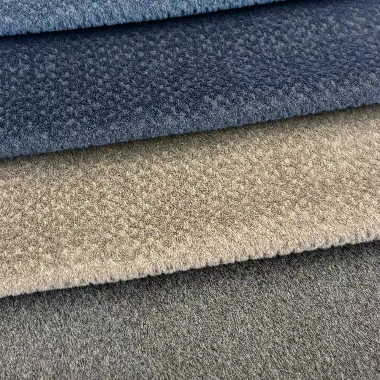 Luxury Sofa Fabric Manufacturer Velvet Fabrics 100% Polyester Knitted Glue Embossed Velvet Upholstery Fabric for Furniture