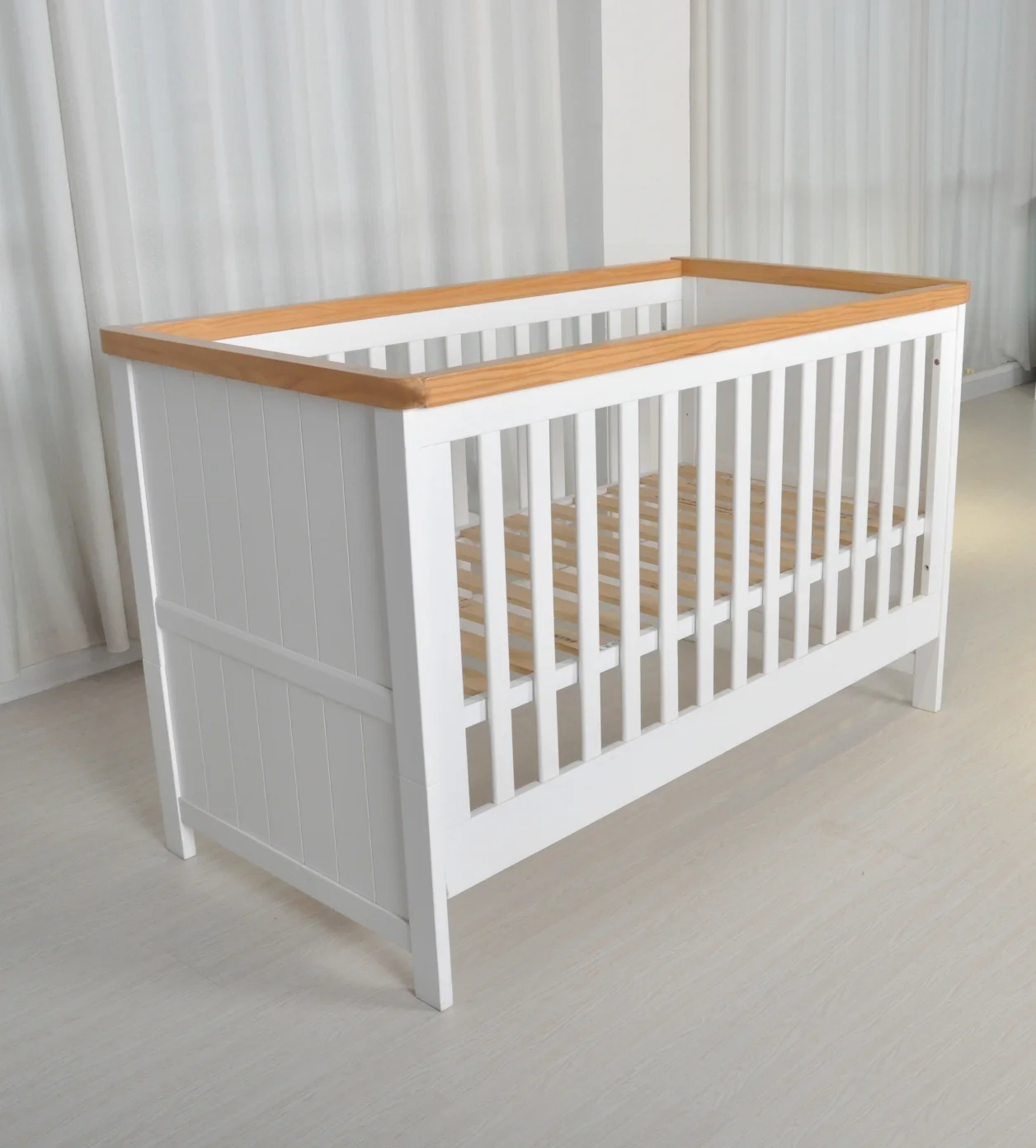 2 PCS nursery room set New Design wooden kids crib furniture