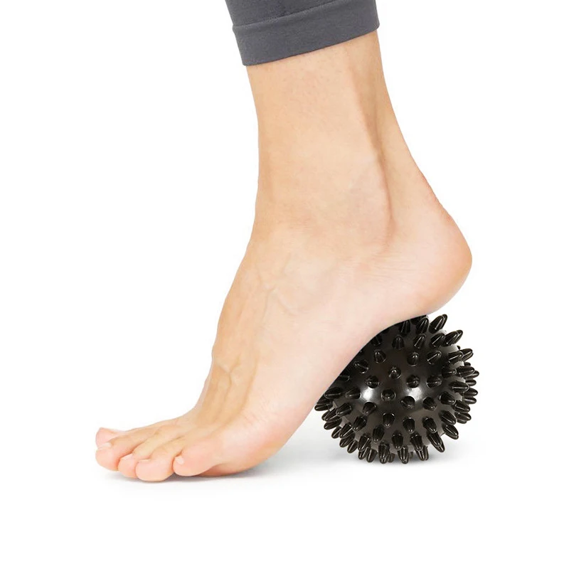 High Quality 9cm Fitness Hand Foot Relax Muscle PVC Round Spiky Massage Ball