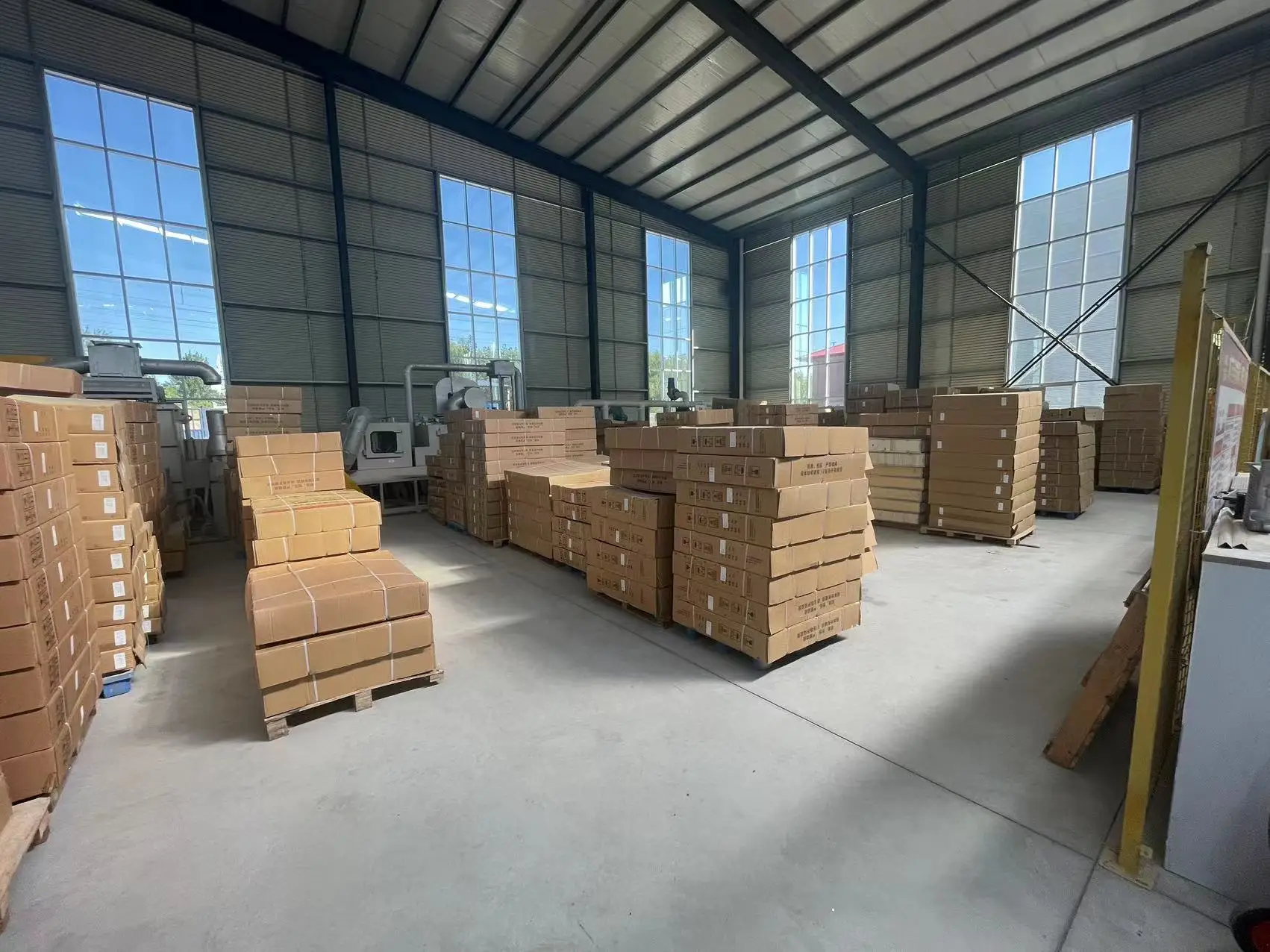 high quality Komatsu CAT Hitachi Daewoo Doosan Kobelco Hyundai Excavator Radiator Bulldozer Radiator Excavator Intercooler