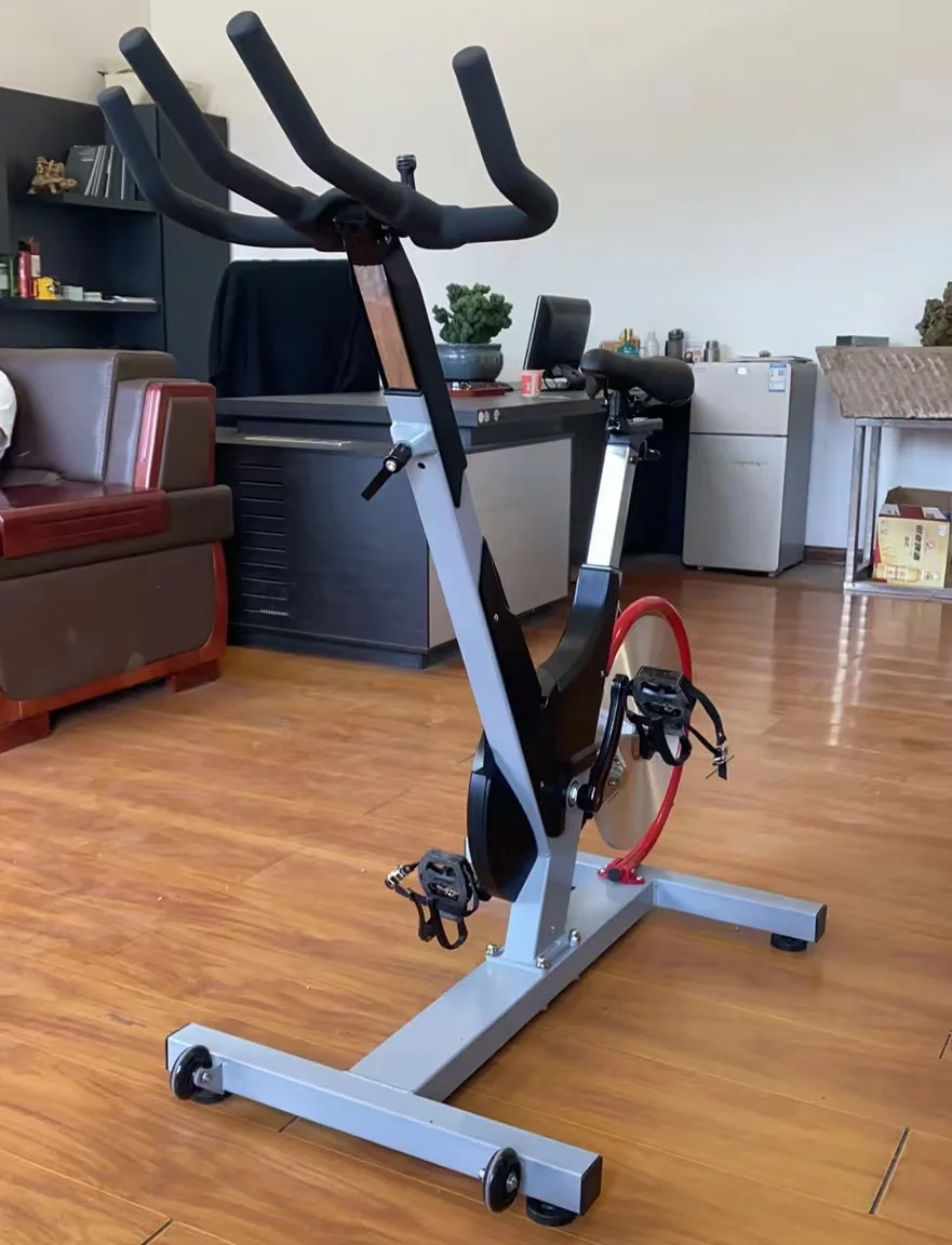 2023 Newest Commercial Spin Bike with 3.2KG Aluminium Rear Flywheel Steel Customized Unisex Fitness Air Bike Optional