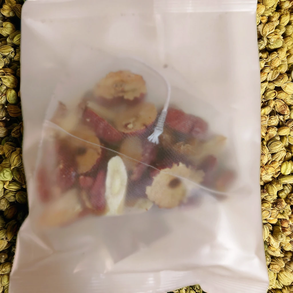 Traditional Chinese herbal tea, a nourishing and beautifying jujube tea