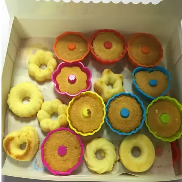 24 Pack Mini silicone molds for cake decorating Baking Cups Cupcake Liners Pumpkin Reusable Muffin Cups Cake Molds