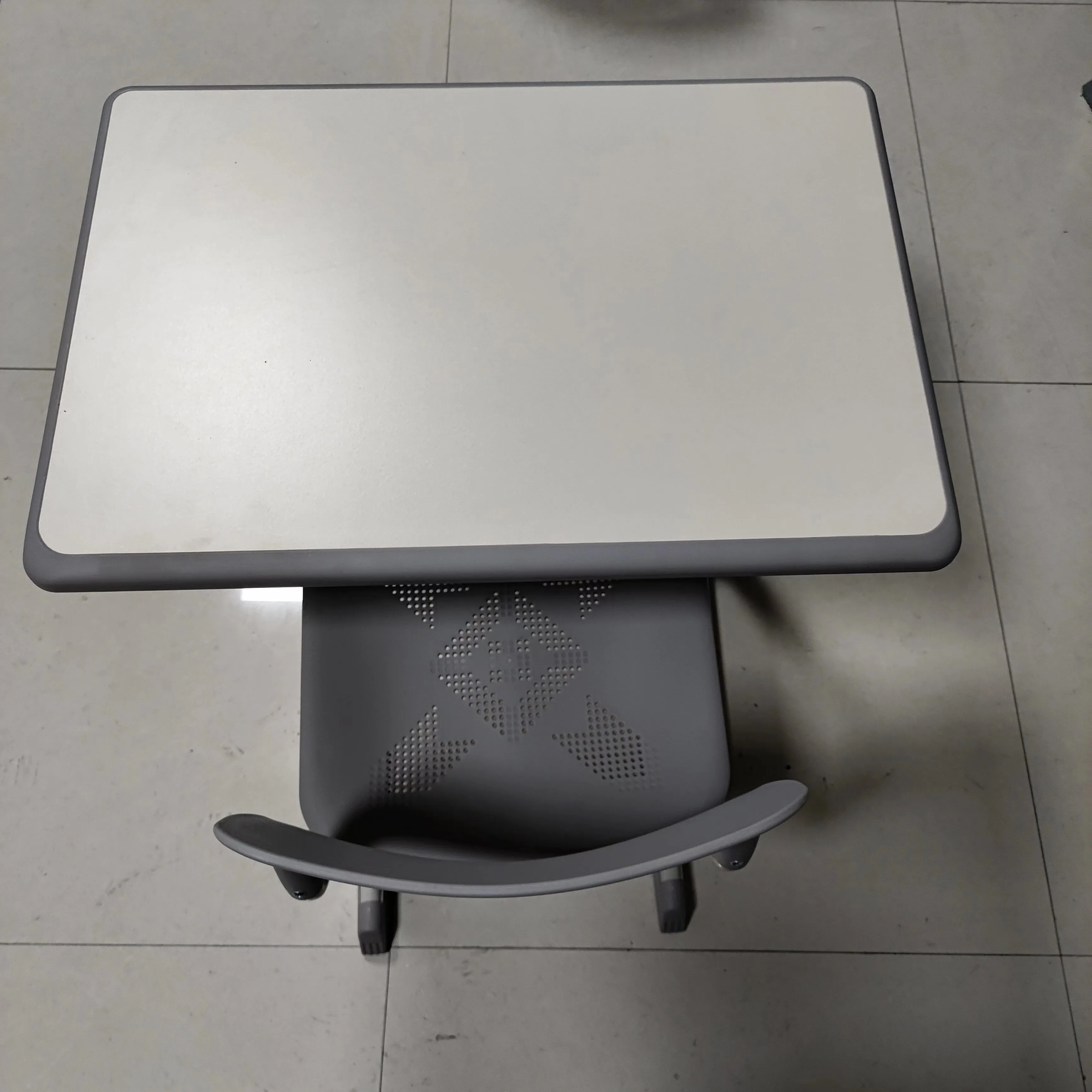 School Furniture Student Table and Chair Simple and White  Furniture for High School Students Classrooms Desks and Chairs