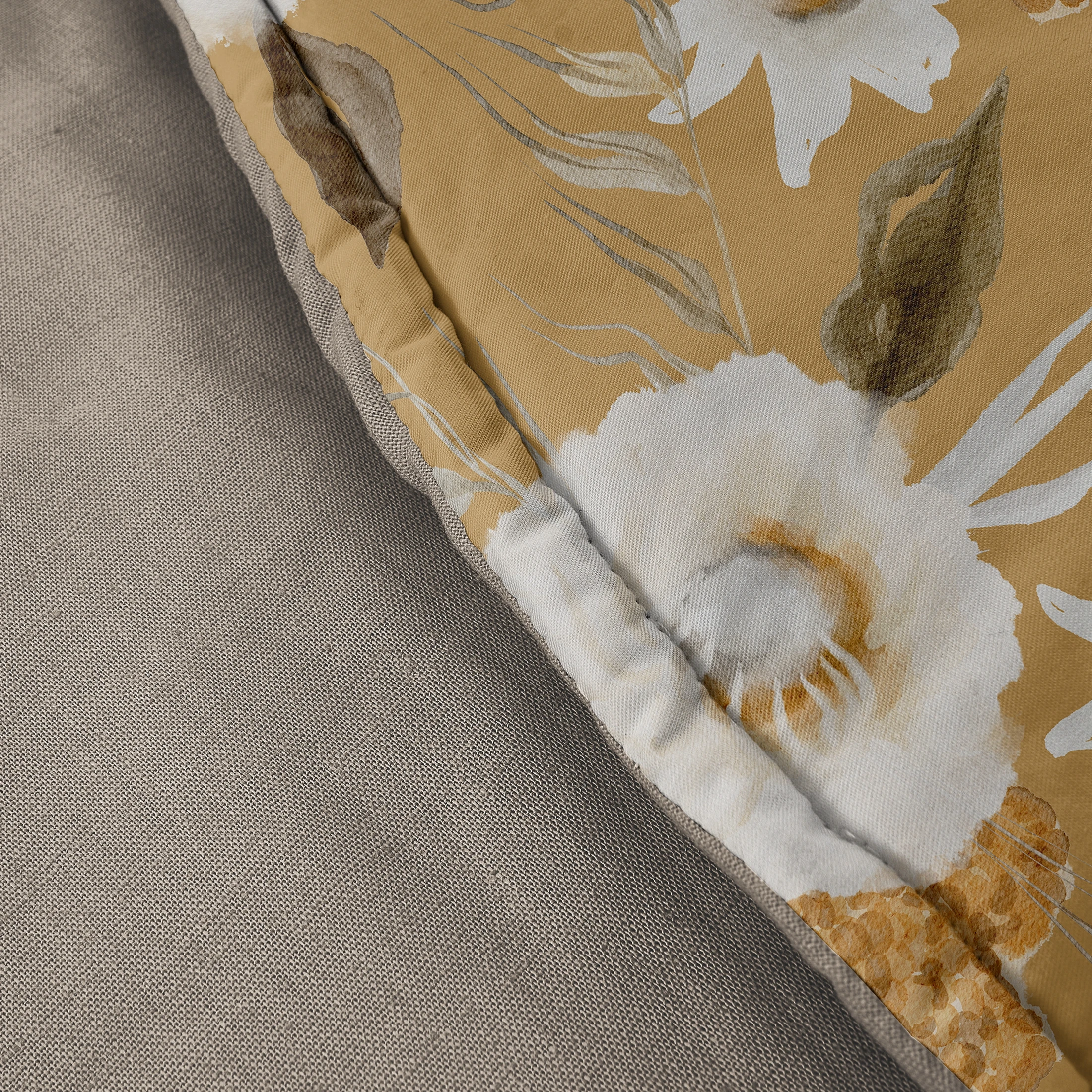 Lovely and soft linen floral print custom well made kids room mat baby tummy time play carpet