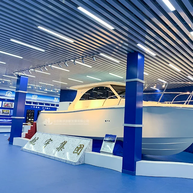 Лодка для рыбалки на 36 футов