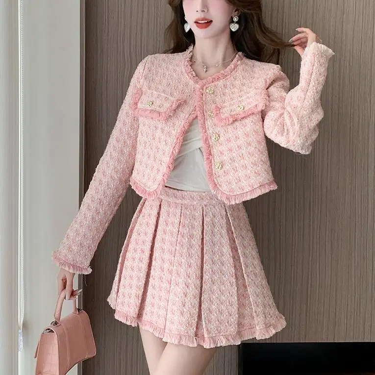 Custom Pure Polyester Casual Autumn Solid Color Crew Neck Button Blazer Mini Pleated Skirt Pink Woman Two Piece Set Tweed Suits