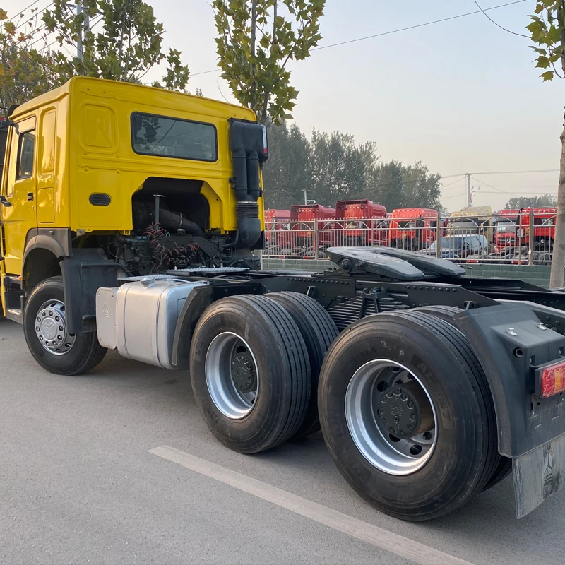 Yellow Golden Color Used Howo 6x4 Truck Tractor Truck