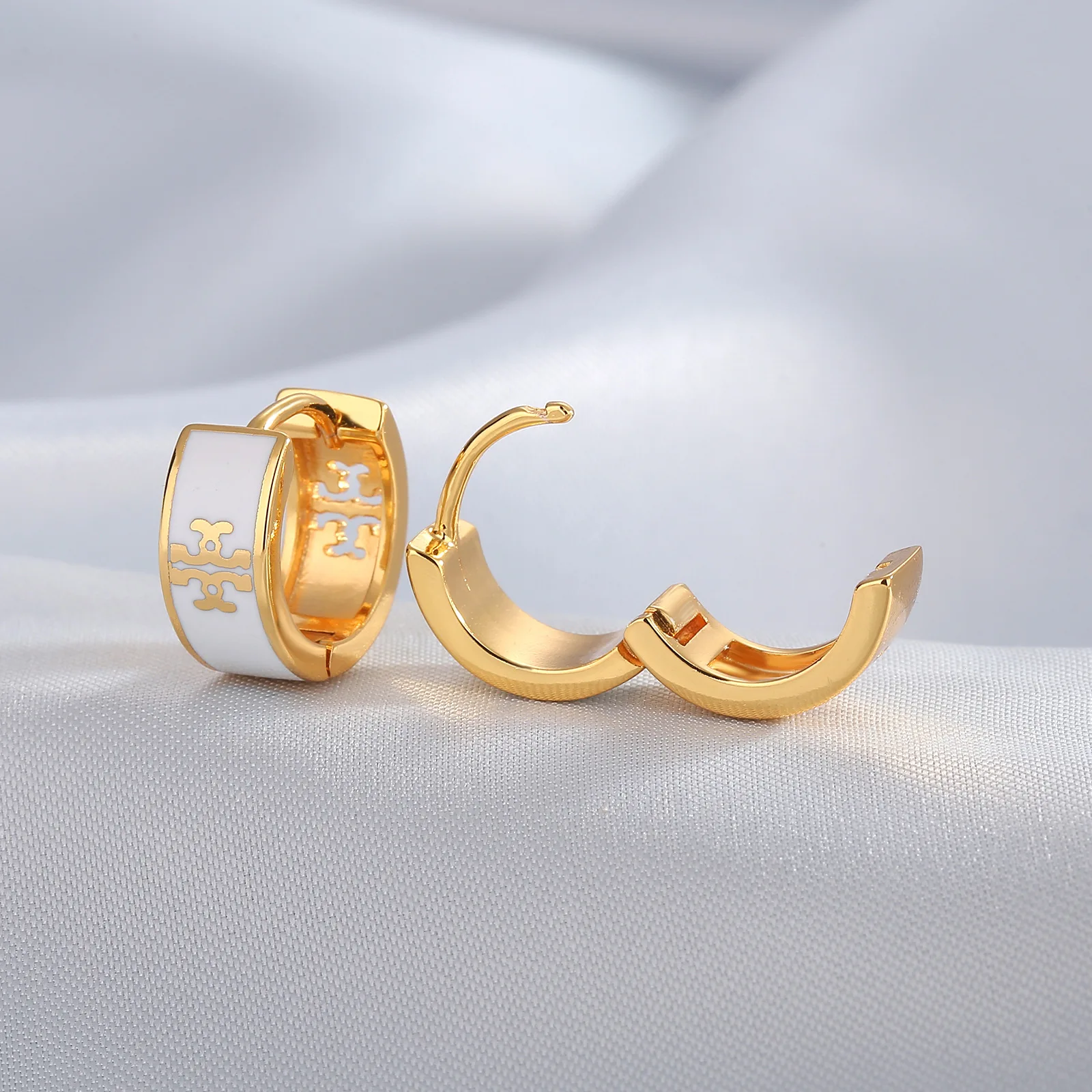 2024 New Customize High Quality Inspired Designer Copper Enamel Hoop Earring Fashion Earrings Women Gold Plated Earrings Jewelry