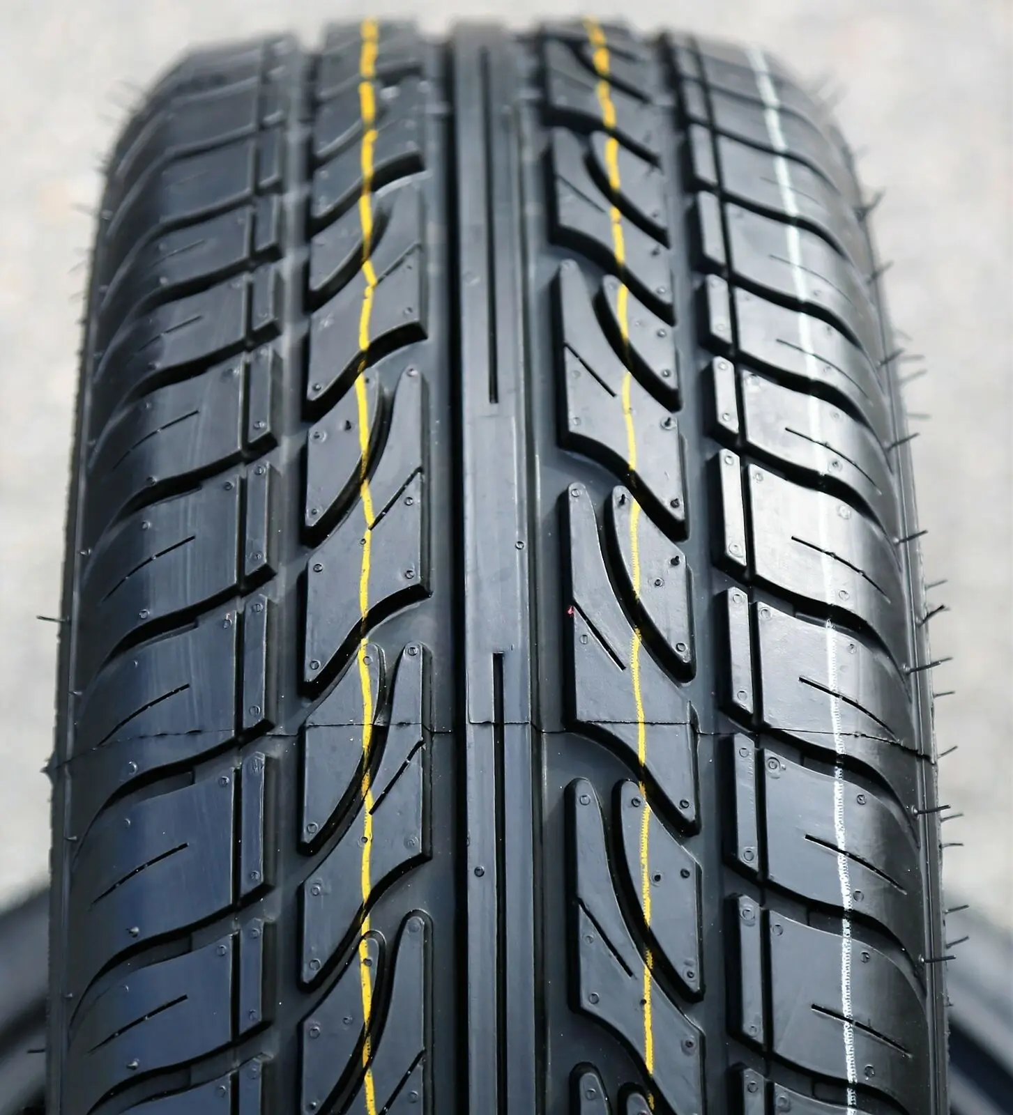 Good performance original China new tires and all sizes available 195/45R16 racing PCR tires